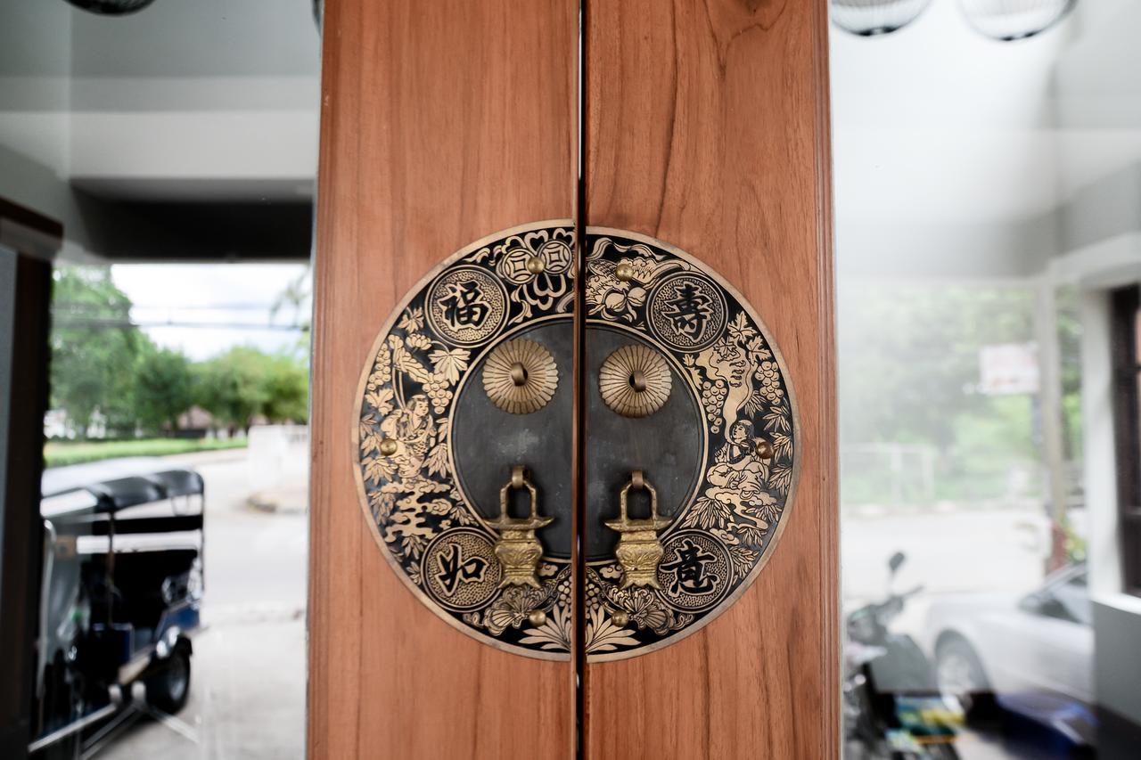 צ'יאנג מאי Nasaraan Boutique Hotel מראה חיצוני תמונה